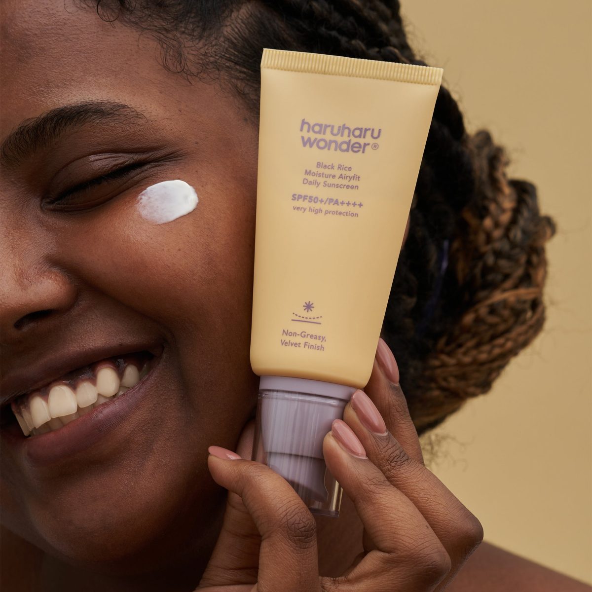 Haruharu Wonder Black Rice Moisture Airyfit Daily Sunscreen SPF50+ PA++++ - Korean Skincare